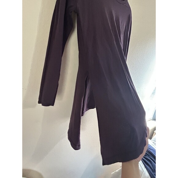 Lululemon L To The Point Long Sleeve Asymmetrical Tie T-shirt Plum No Tag - Picture 4 of 11